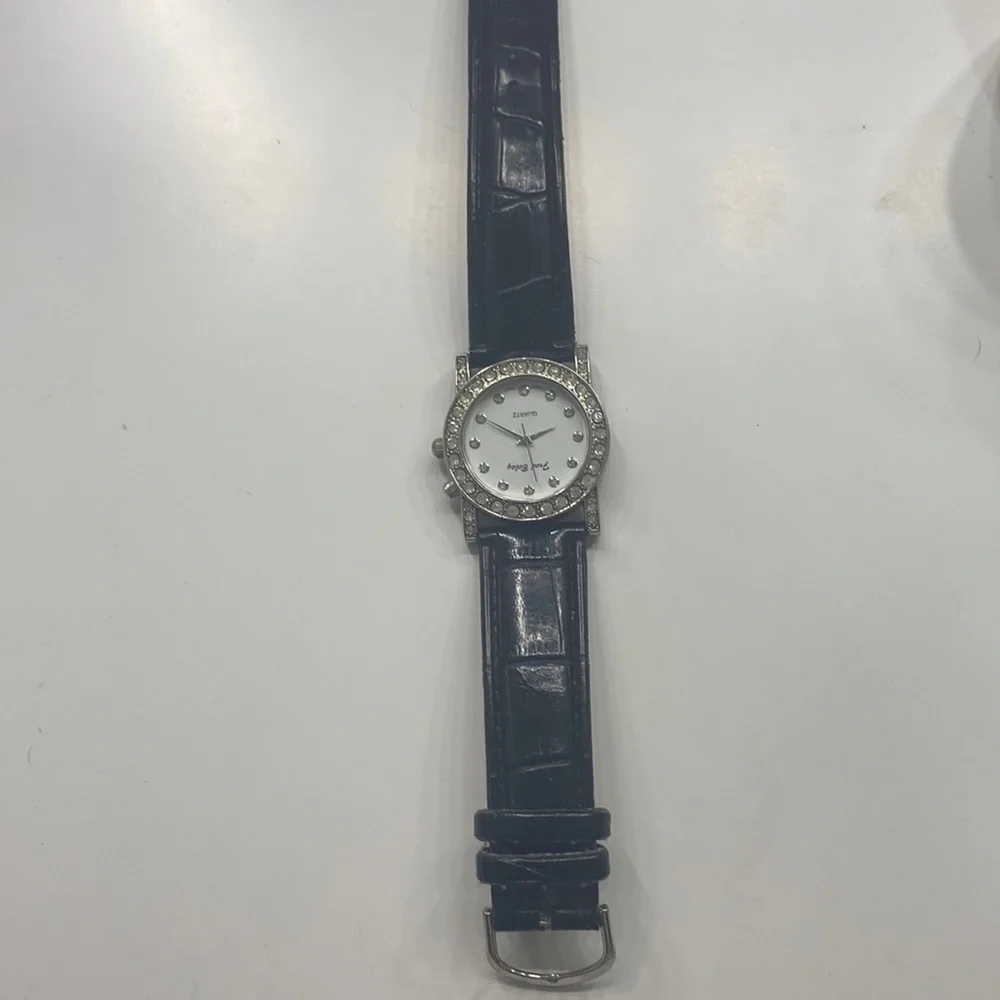 Watch - Picture 1 of 3